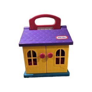 Little Tikes Carry Play Doll House Beach 2 Beds & Chairs 1 Girl USA Toy Foldable